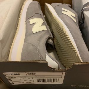 Never worn New Balance size 9 women’s running